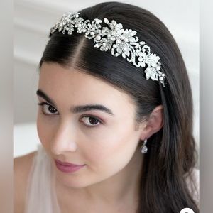 DARETH COLBURN Frida Wedding Headpiece